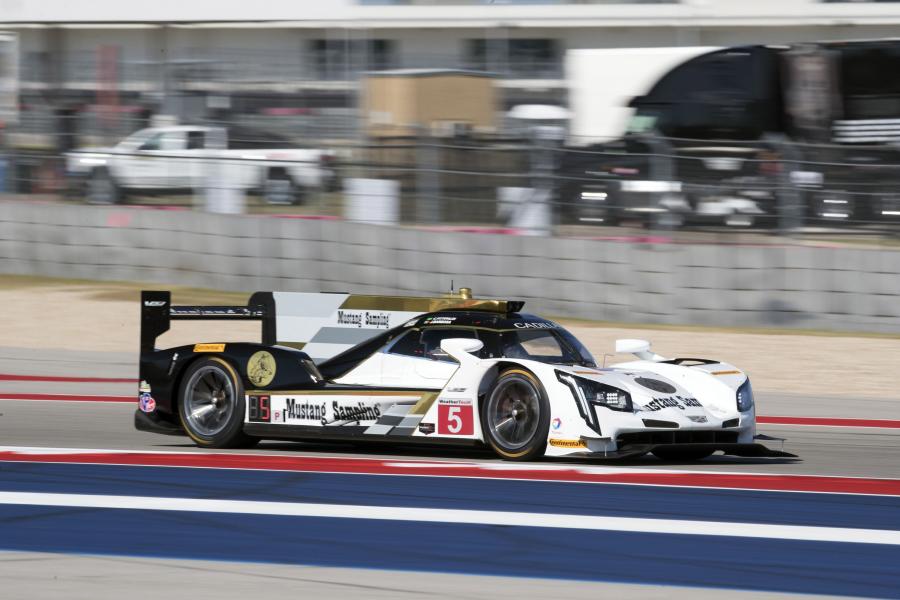  Cadillac DPi-V.R 2017 года  (фото 16 из 30)